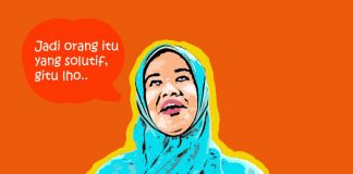 MENGAPA MENERTAWAKAN BU TEJO SEPERTI MENERTAWAKAN DIRI SENDIRI?