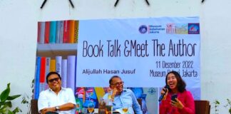 BOOK TALK AND MEET THE AUTHOR ; KISAH ALIJULLAH JUSUF, DARI PENUMPANG GELAP MENJADI LURAH PARIS