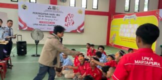 MENGAJAR MENULIS DI LP KHUSUS ANAK (2)