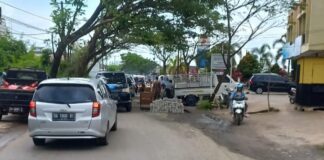 7 TITIK BERLUBANG, PUPRP ATASI JALAN VETERAN DI DESA SUNGAI SIPAI MARTAPURA