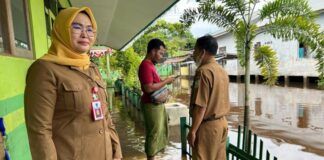DISDIK KABUPATEN BANJAR BENAHI 21 SD DAN 12 SMP PASCA BANJIR
