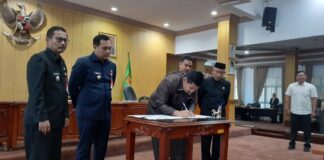 KEARIFAN LOKAL, WALI KOTA BANJARBARU SOROTI TAMBANG INTAN RAKYAT DALAM PERDA RTRW