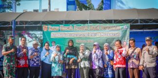 TEKAN INFLASI, WARGA MENTAOS SENANG ADANYA PASAR MURAH
