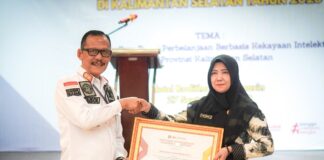 PATUH! DEKRANASDA BANJARBARU RAIH PENGHARGAAN DARI KEMENKUMHAM RI