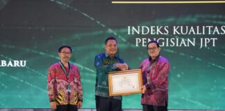 SABET 2 PENGHARGAAN, ADITYA INGIN ASN BANJARBARU MAKIN BERDAYA