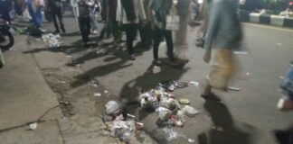 SAMPAH JEMAAH HAUL GURU SEKUMPUL MEMBANJIRI SELURUH RUAS JALAN A. YANI