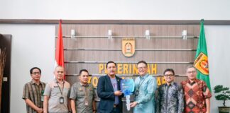 BI KALSEL HIBAHKAN MOBIL OPERASIONAL BPBD BANJARBARU
