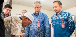 KORBAN KEBAKARAN DAN NORMALISASI SUNGAI KURANJI DISEWAKAN RUMAH