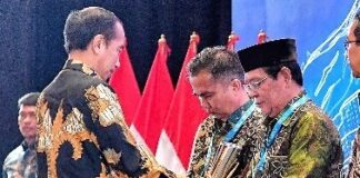 PROGRAM “SITI HAWA LARI” SUKSES, PAMAN TERIMA PENGHARGAAN PRESIDEN JOKOWI