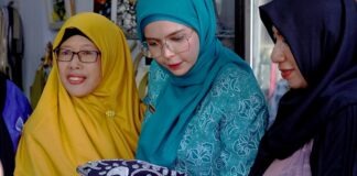 KUNJUNGI UMKM, VIVI APRESIASI KUALITAS PRODUK DAN BERI SOLUSI UNTUK BERKEMBANG