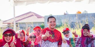 RAYAKAN HUT KE-79 RI, BANJARBARU GELAR JALAN SANTAI, CEK KESEHATAN, DAN PASAR MURAH