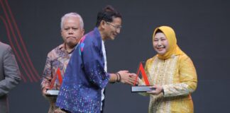 ACIL ODAH TERPILIH SEBAGAI TOKOH PEREMPUAN KREATIF DAN BERPENGARUH