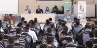 GILIRAN SMK PGRI DAN SMKN 2 BANJARBARU DISAMBANGI BASAKALIMANTANWIKI