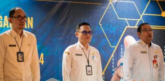 DISKOMINFO BANJARBARU GELAR REVIU DAN EVALUASI STATISTIK SEKTORA, FARHANIE: PENTINGNYA AKURASI DATA