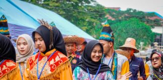 DIGELAR DI BANJARBARU, KKNWKT SE-KALSEL DORONG KREATIVITAS GENERASI MUDA