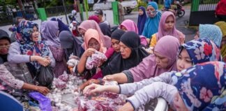 PASAR MURAH SUNGAI ULIN DISERBU WARGA