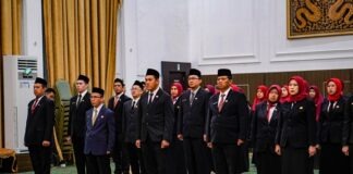 TINGKATKAN PROFESIONALISME, ADITYA LANTIK 48 PEJABAT FUNGSIONAL