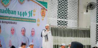 MASJID AGUNG AL MUNAWWARAH BANJARBARU JADI PENUTUP SAFARI RAMADAN PEMPROV KALSEL