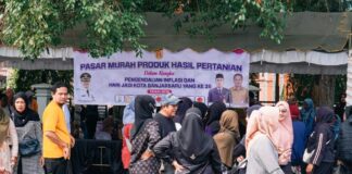 PASAR MURAH HASIL PERTANIAN KOTA BANJARBARU DISERBU WARGA