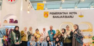 WALI KOTA LISA BANGGA PRODUK UMKM BANJARBARU TAMPIL PADA TRADE EXPO INDONESIA KE-40 DI TANGERANG