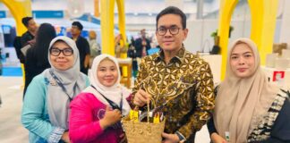 MENTERI PERDAGANGAN APRESIASI PRODUK UMKM BANJARBARU