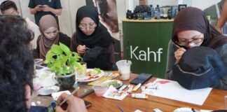 ART JAMMING; MELUKIS BERSAMA DI ATAS TOPI