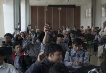 BASAIBU WIKI BAKUNJANG DI UIN ANTASARI: MENEMUKAN “JALAN LAIN” BAGI KESEHATAN MENTAL GENERASI STROBERI