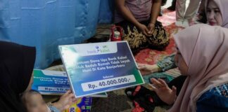 LISA SERAHKAN BANTUAN BEDAH RUMAH DAN PENGOBATAN BAGI KELUARGA SYIFA