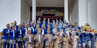 RAPAT PARIPURNA ISTIMEWA HARI JADI KE-27 KOTA BANJARBARU, WALI KOTA LISA BEBERKAN CAPAIAN DAN ARAH PEMBANGUNAN