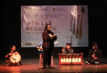 KETIKA NISSA RENGGANIS KEMBALI SEBAGAI PENYAIR DI MTN SASTRA X WABUL SAWI FESTIVAL